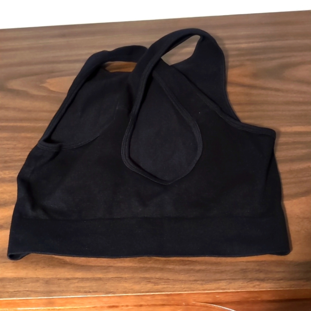 Cross Shoulders Sports Bra